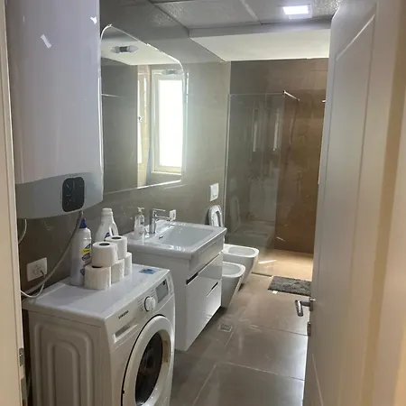 Tulip - Amazing Location Apartament Tirana