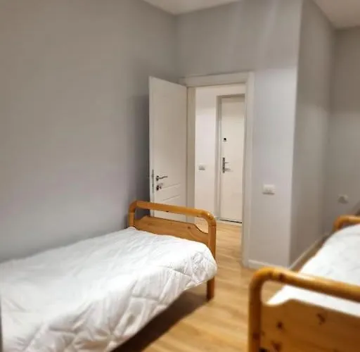 Tulip - Amazing Location Apartman Tirana